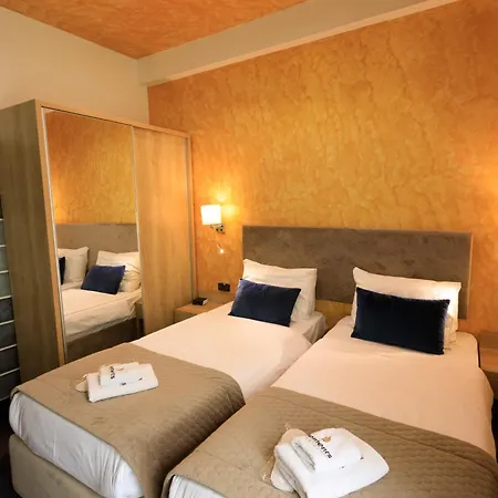 Hotel Elements *