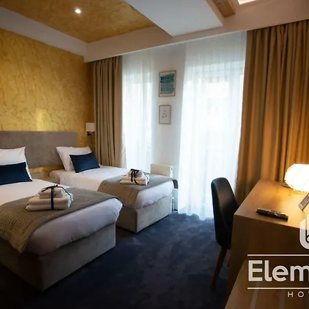Elements Hotell *